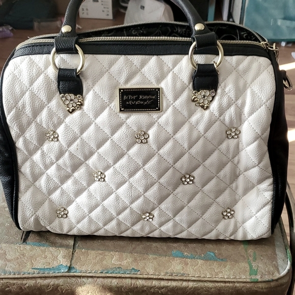 Betsey Johnson Handbag - Picture 1 of 3